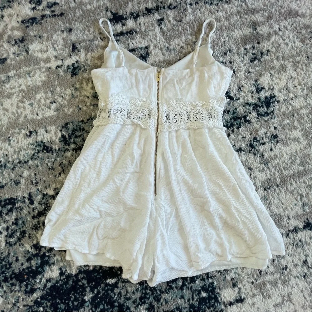 Romper - Picture 2 of 3